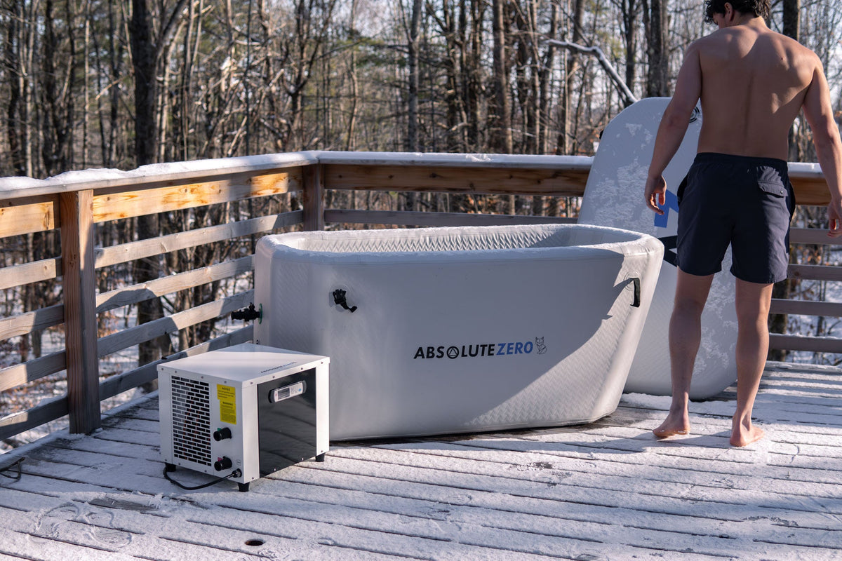 AZ-Inflate lifestyle outdoor plunge photo