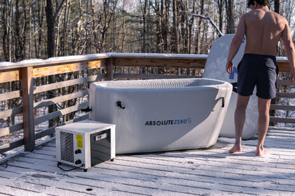 AZ-Inflate lifestyle outdoor plunge photo